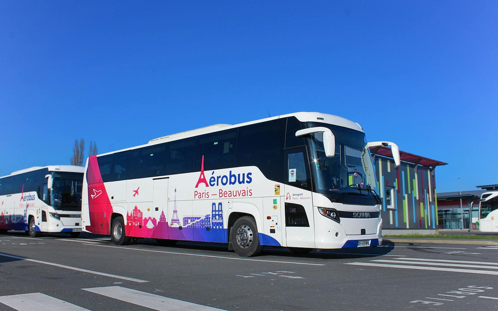 Beauvais Airport to/from Paris Bus Transfer (Porte Maillot & La Villette) - image 2