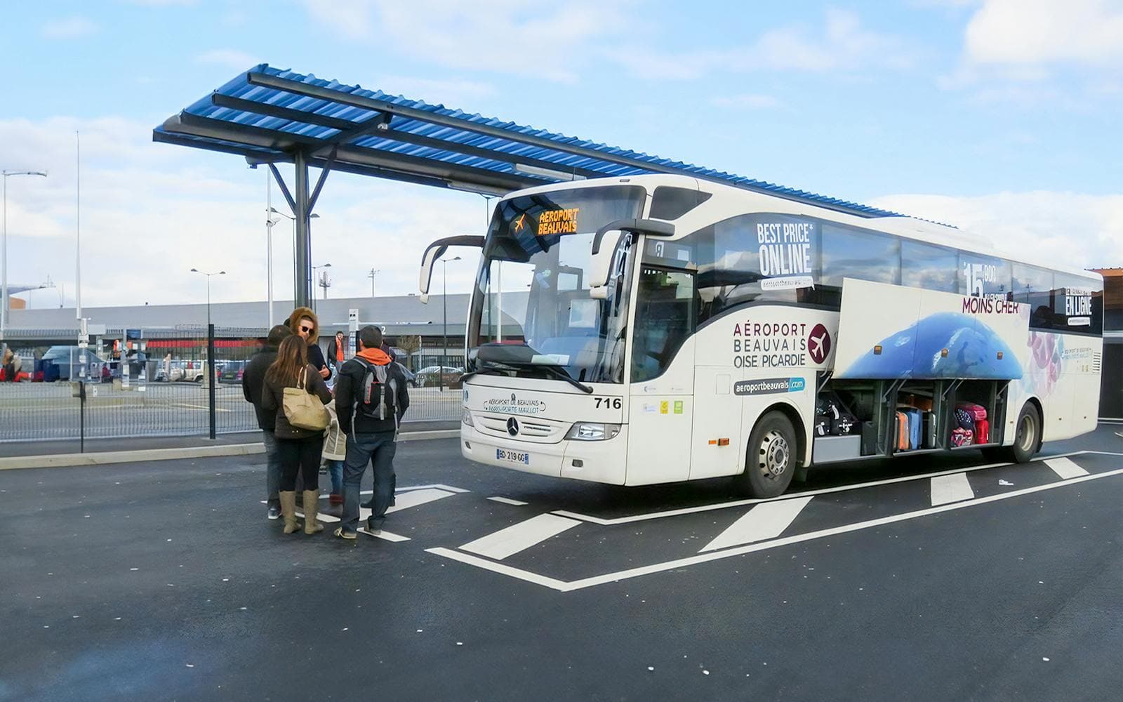 Beauvais Airport to/from Paris Bus Transfer (Porte Maillot & La Villette) - image 5