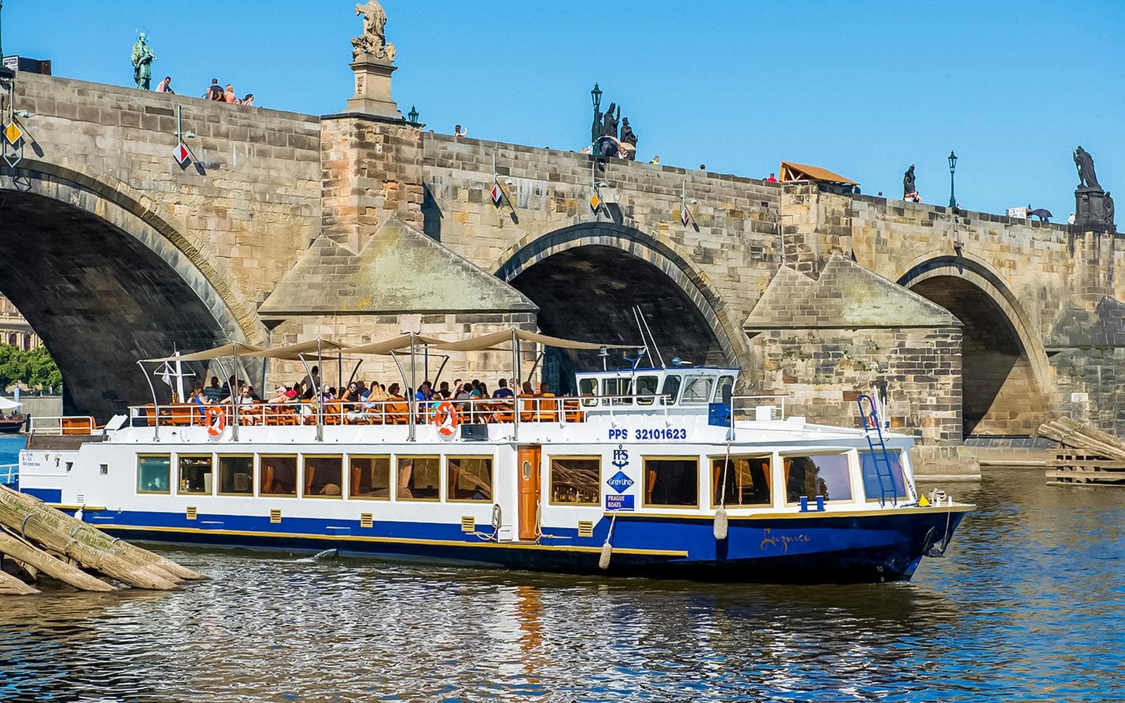 Prague Vltava River Sightseeing Cruise - image 5