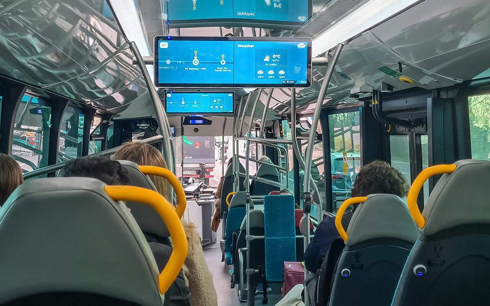 Aerobus Tickets: Barcelona Airport to/from Plaça Catalunya - image 4
