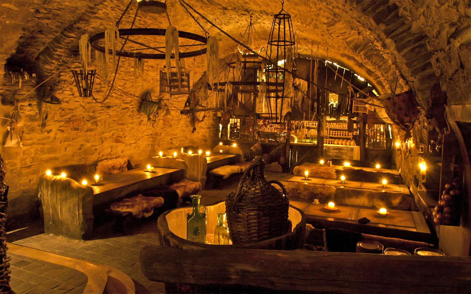 Medieval Dinner Show with Unlimited Drinks - image 2