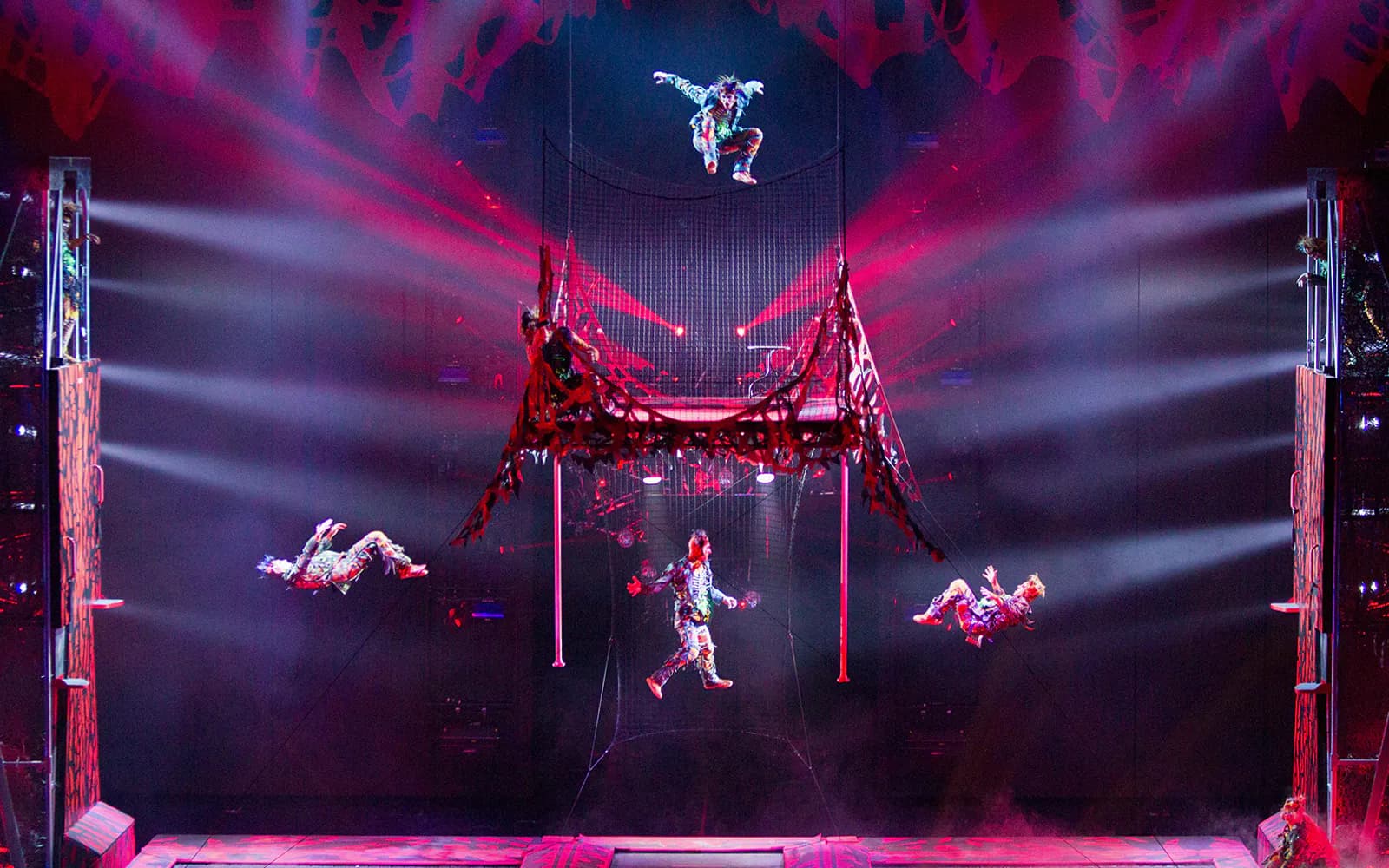 Cirque du Soleil Michael Jackson ONE: Las Vegas - image 9